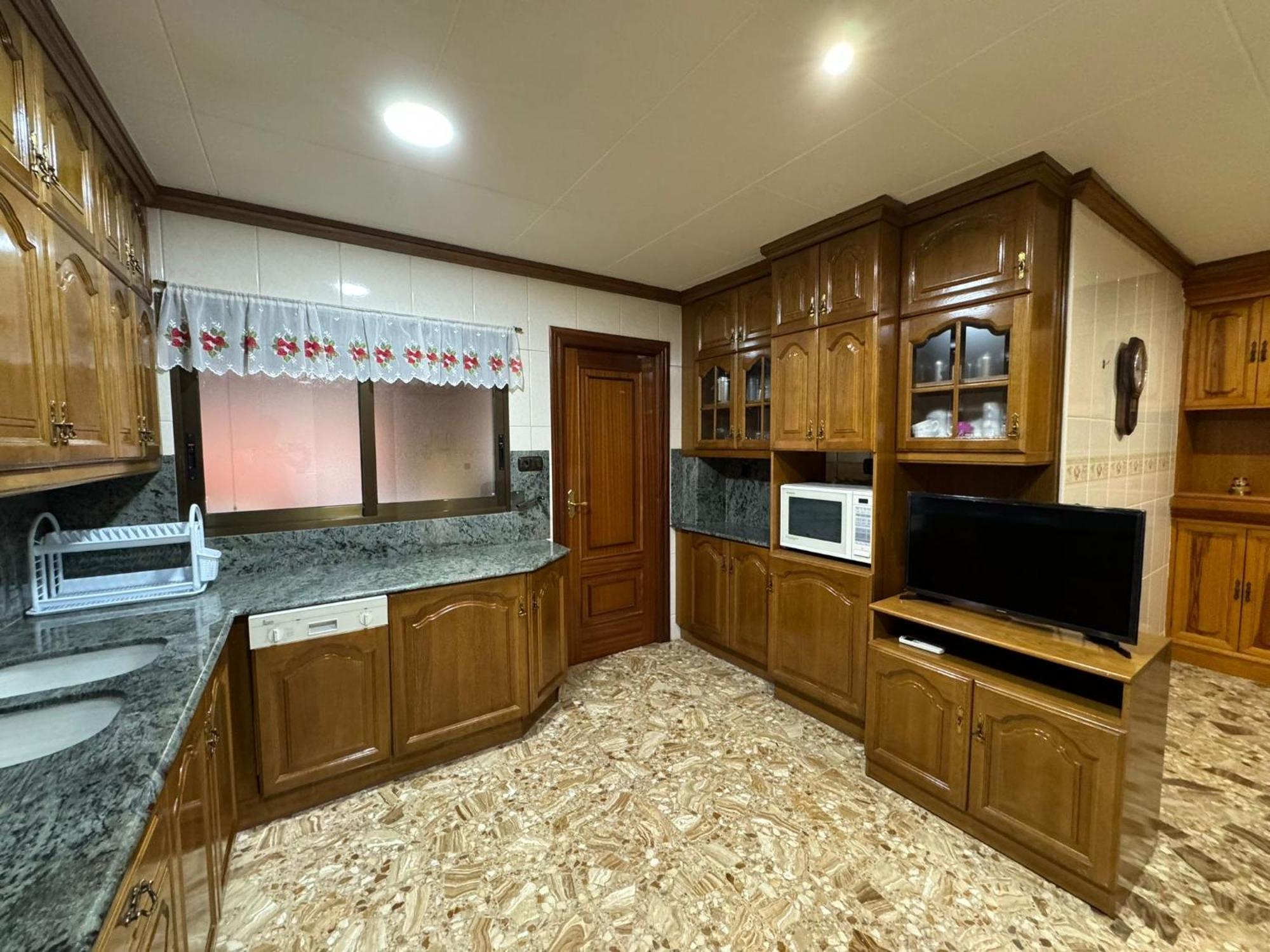 Piker Holiday home Bolbaite